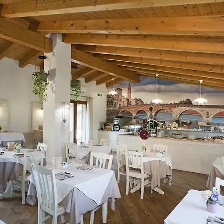 Фермерський будинок Corte San Felice *