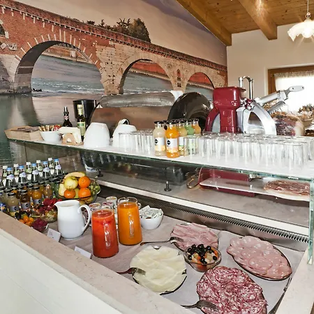 Corte San Felice Верона